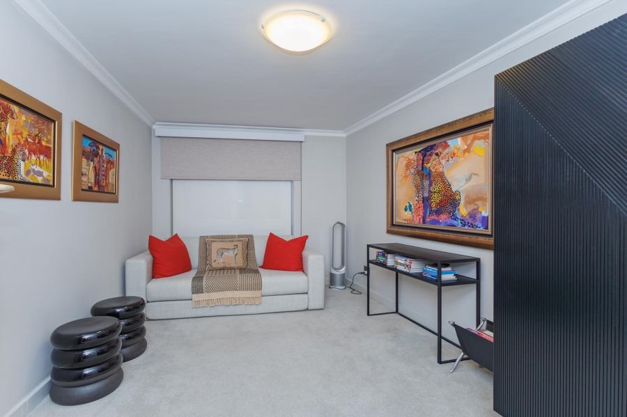 To Let 3 Bedroom Property for Rent in Clifton Western Cape